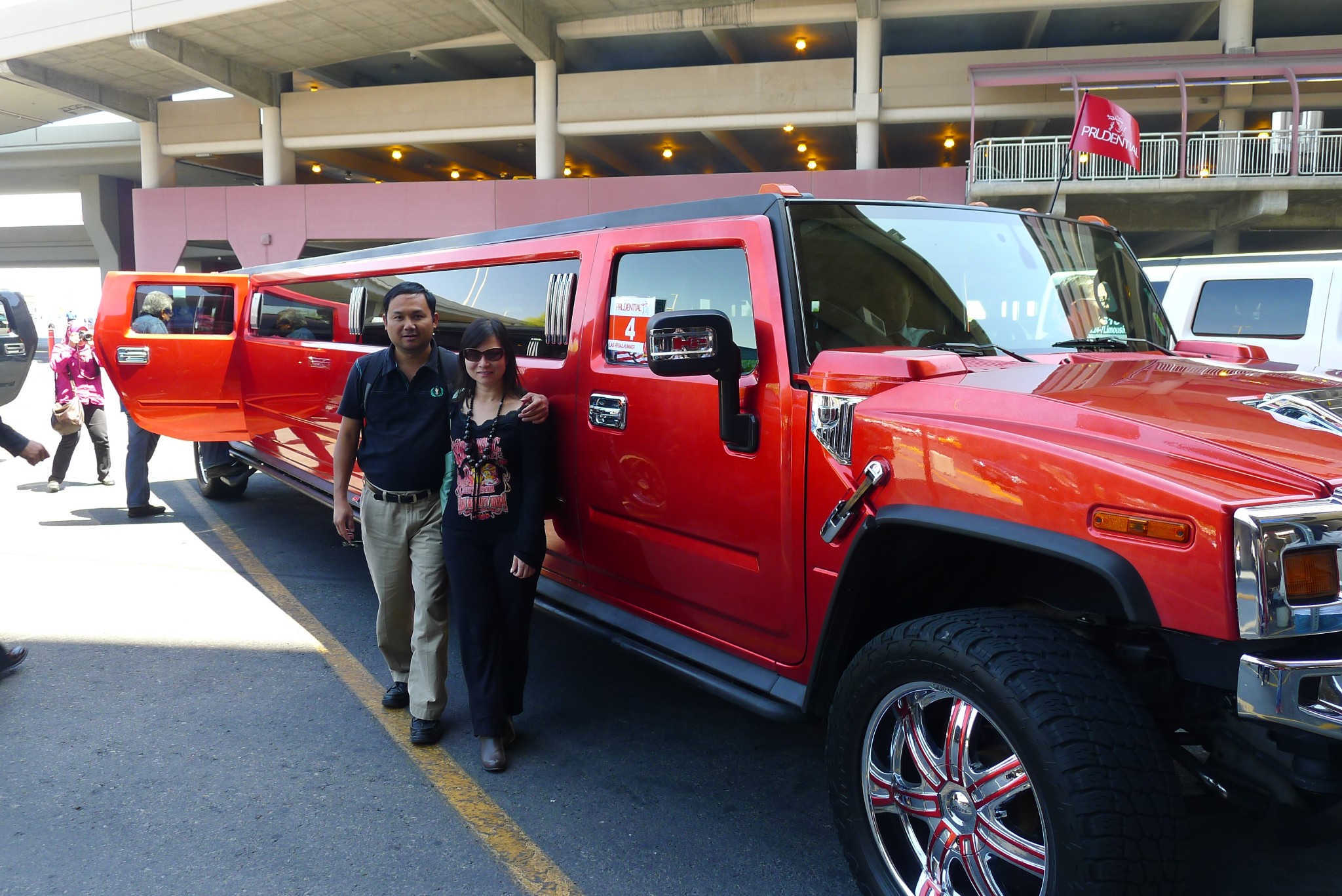 Star Club Los Angeles — Hummer Limo